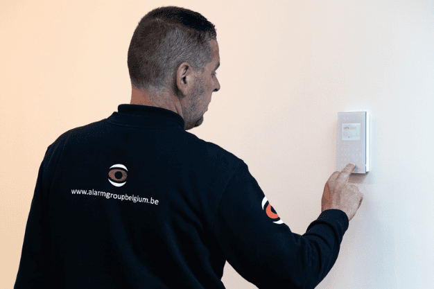 Toegangscontrole | Alarm Group Belgium, Specialist In Beveiliging